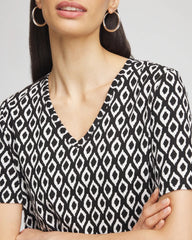 Chico's Clothing Graphic Slub V-Neck Tee