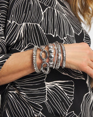 Chico's Jewelry Silver Textured Circle Stretch Bracelet