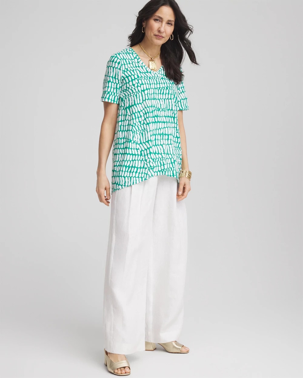Chico's Clothing Tropical Short Sleeve Forward-Seam Tee