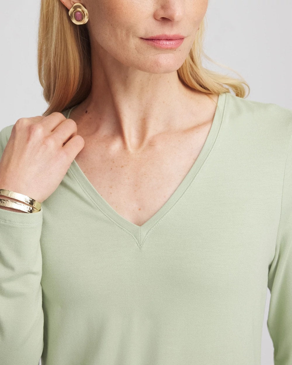 Chico's Clothing Touch of Cool™ V-Neck Layering Tee