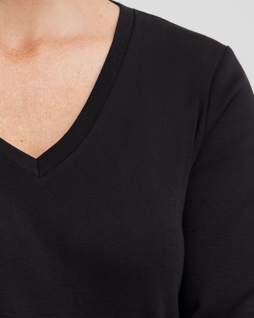 Chico's Clothing 3/4 Sleeve V-Neck Tee
