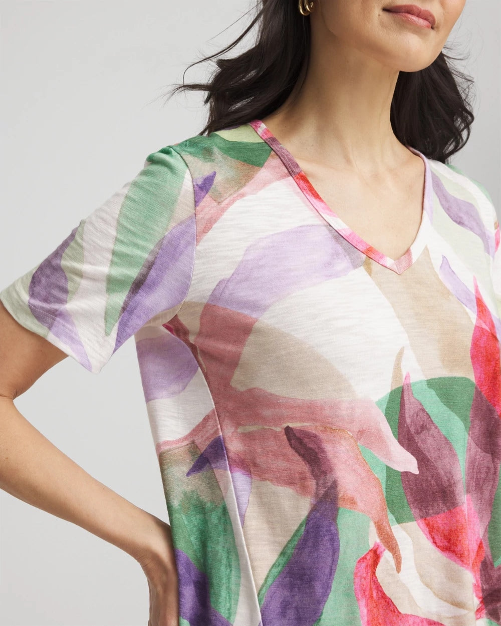 Chico's Clothing Floral Short Sleeve Forward-Seam Tee