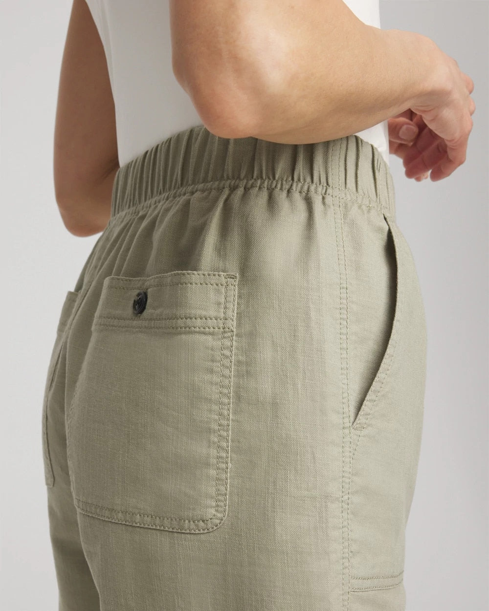 Chico's Clothing Cotton-Linen Pull-On Utility Shorts
