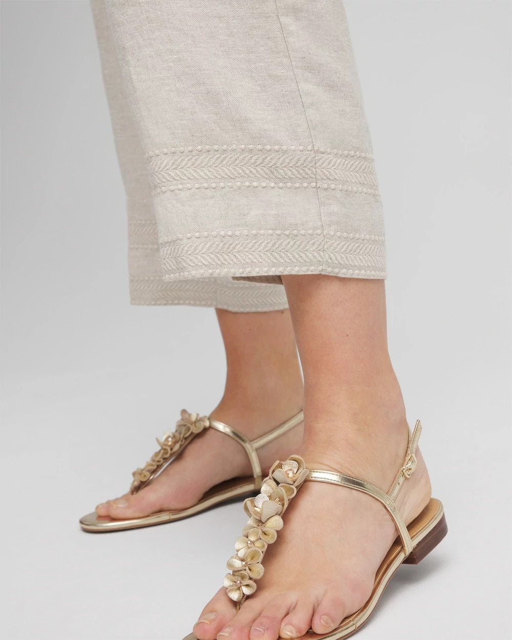 Chico's Clothing Linen Pull On Waist Cropped Pants