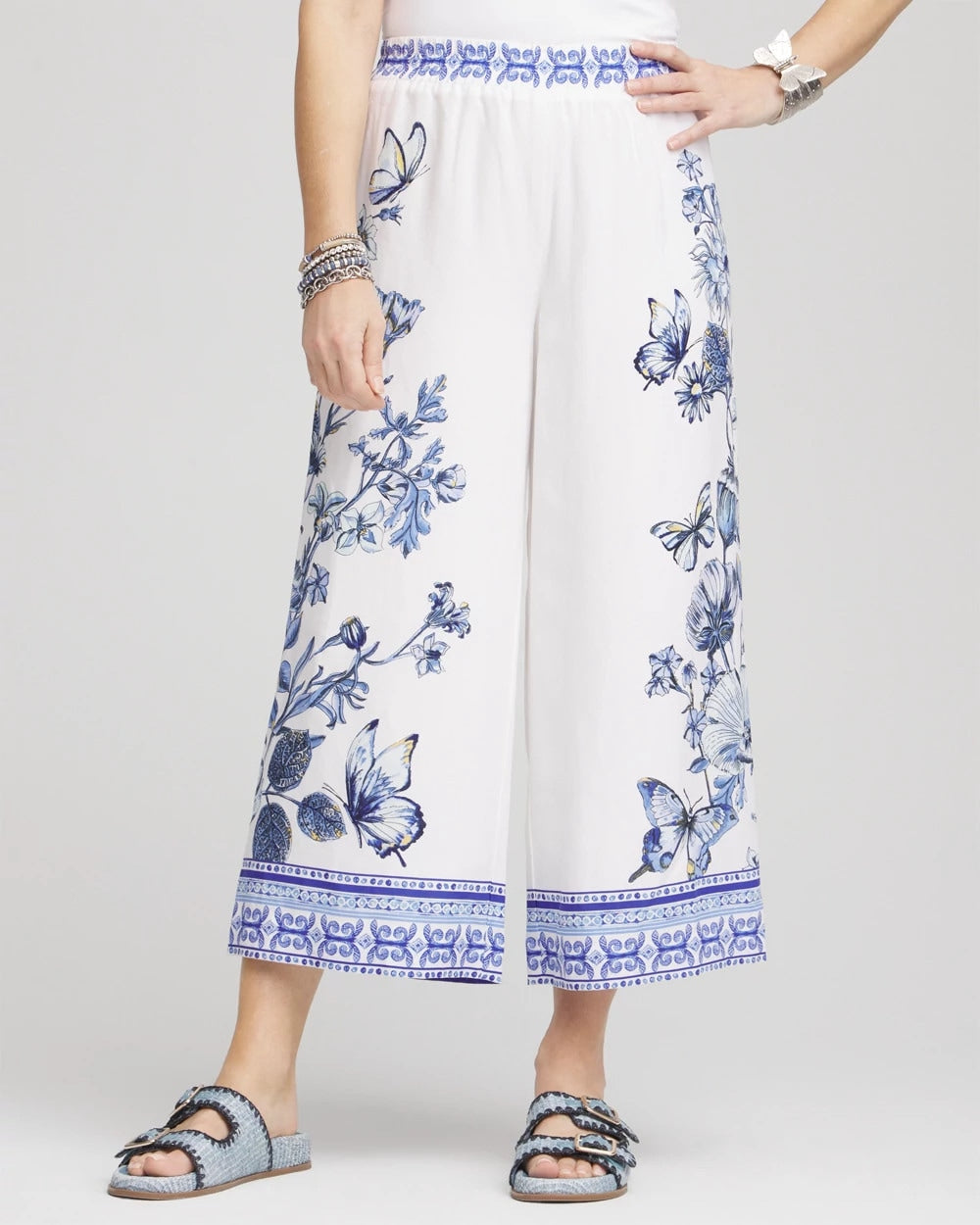 Chico's Clothing Butterfly Pull-On Linen Cropped Pants