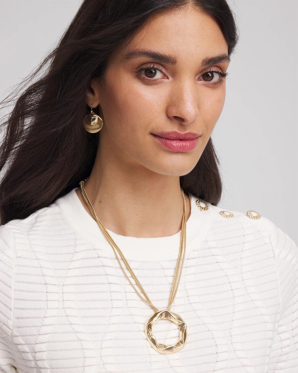 Chico's Jewelry Short Circle Pendant