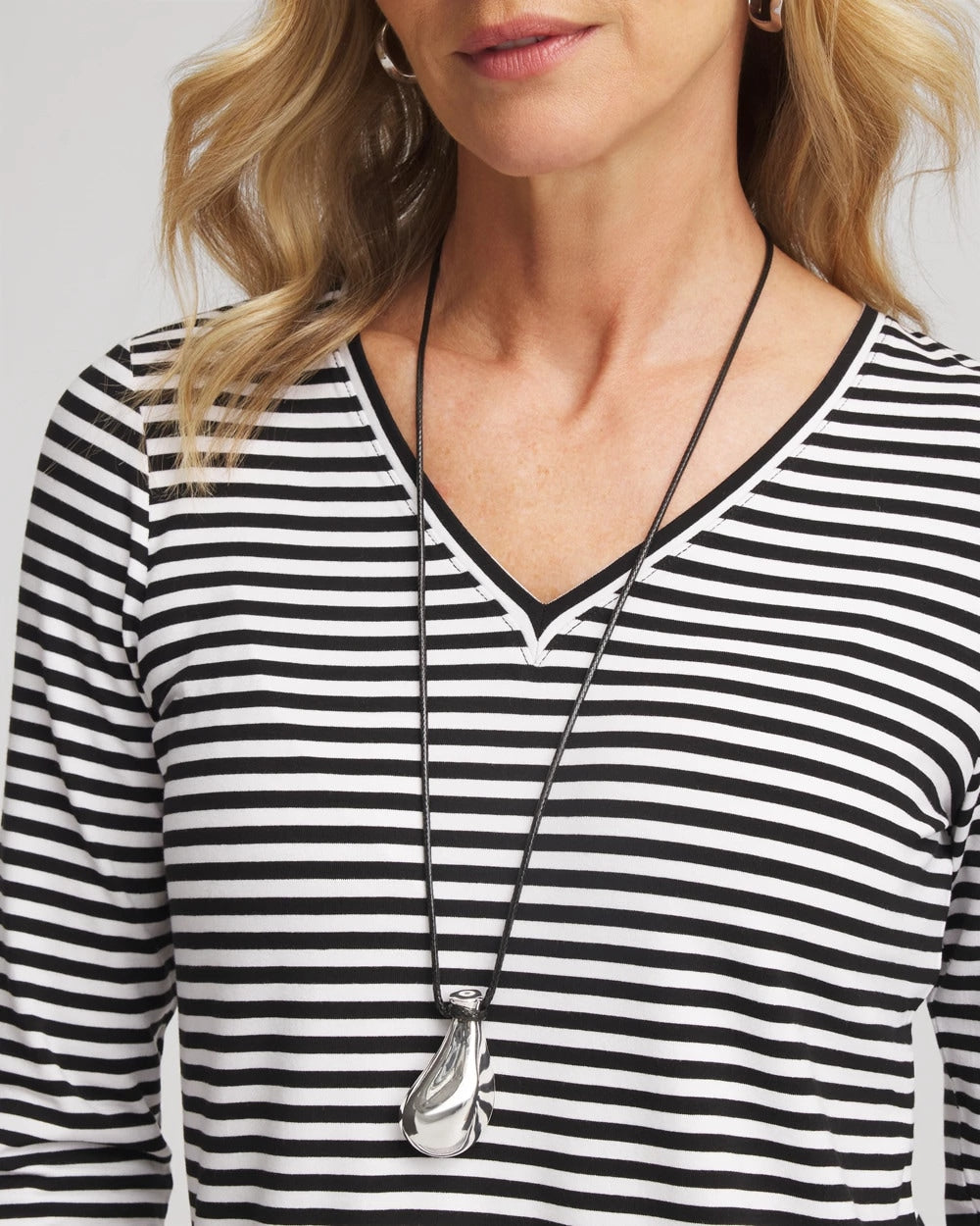Chico's Jewelry Silvertone Adjustable Pendant Necklace
