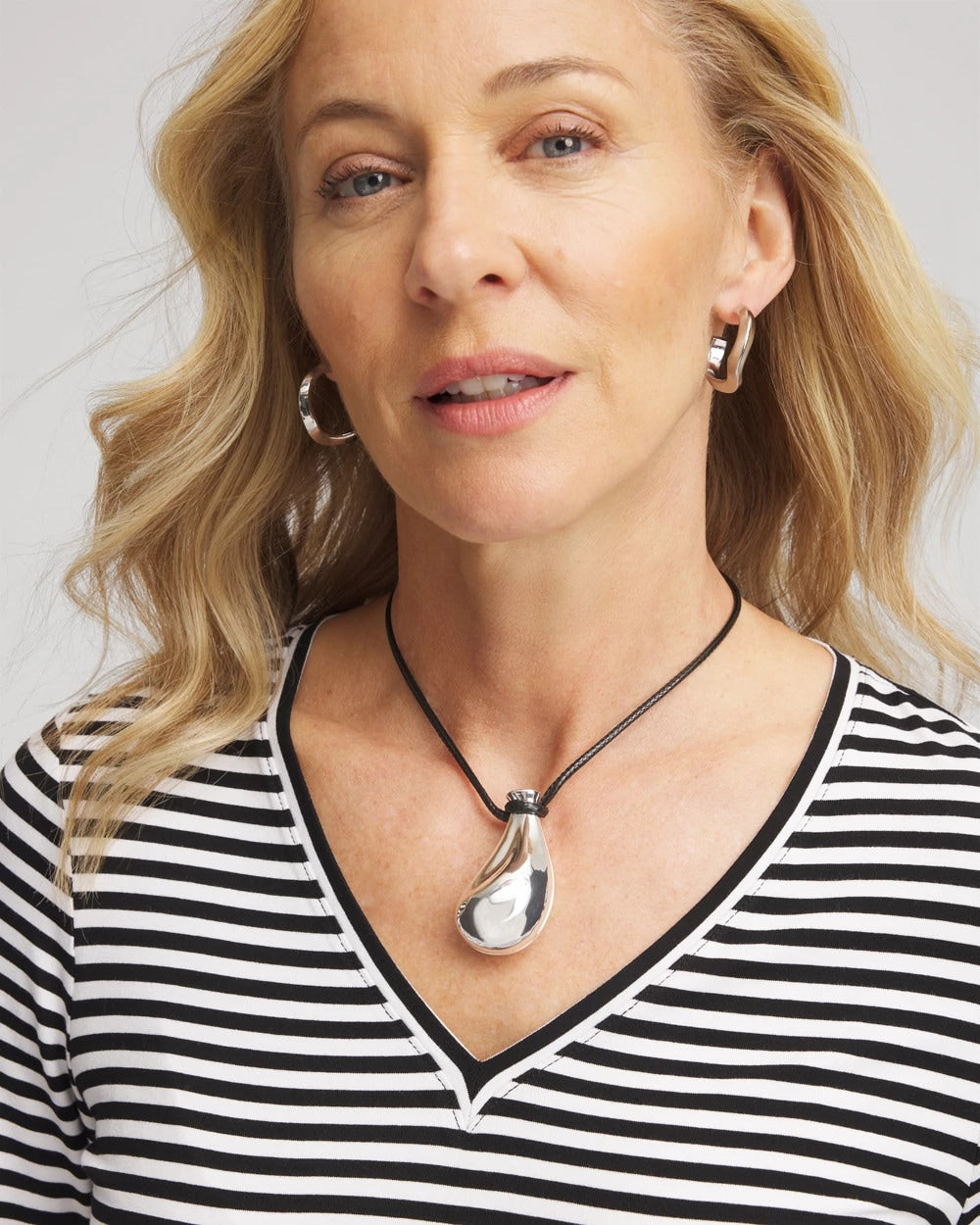 Chico's Jewelry Silvertone Adjustable Pendant Necklace