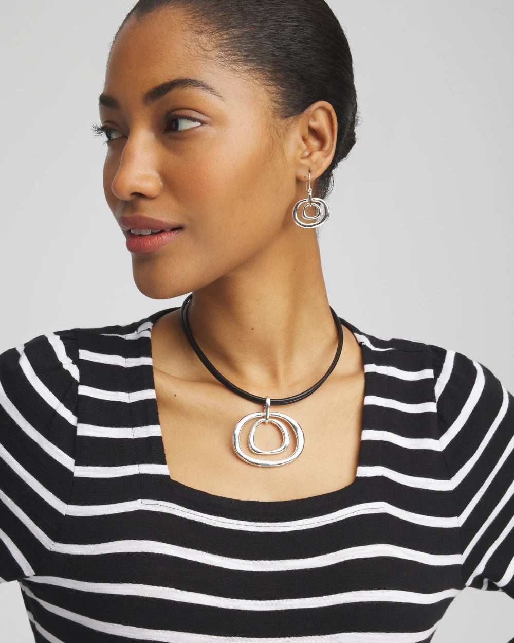 Chico's Jewelry Silver Tone Rings Pendant Necklace