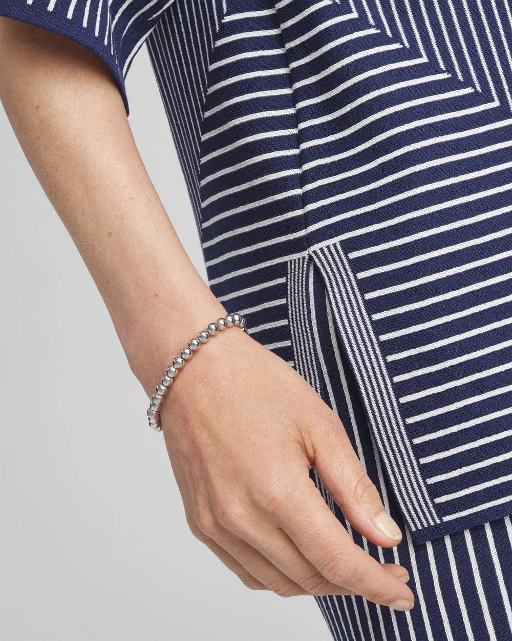 Chico's Jewelry Small Beaded Silver Tone Stretch Bracelet